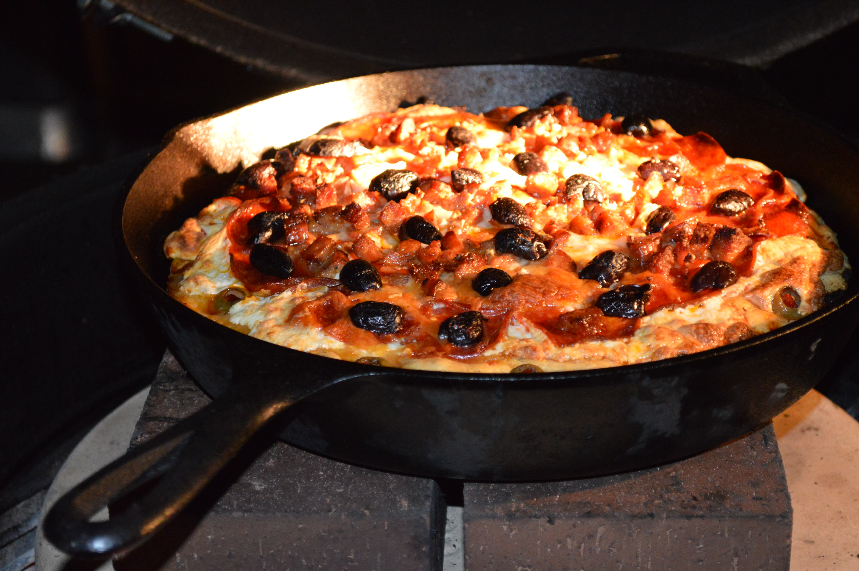 Best Pizza on the Big Green Egg Grill
