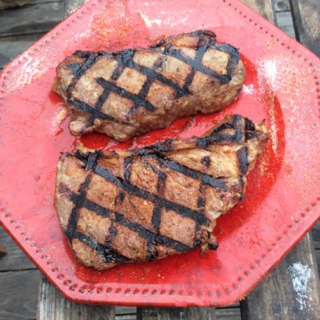 grill grass fed beef on Big Green Egg