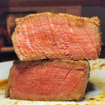 steak cooked in air fryer