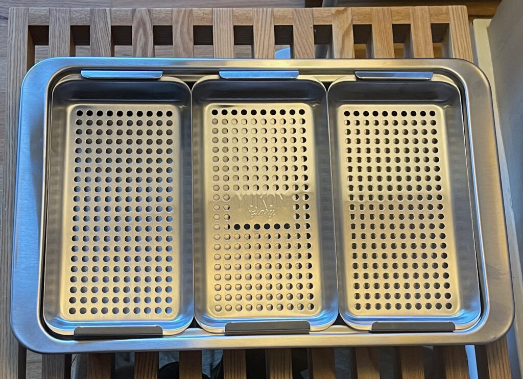 Product Review Grill 'n' Serve BBQ Serving Trays Grilling Montana