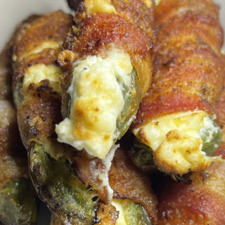 air fryer jalapeno poppers wrapped with bacon